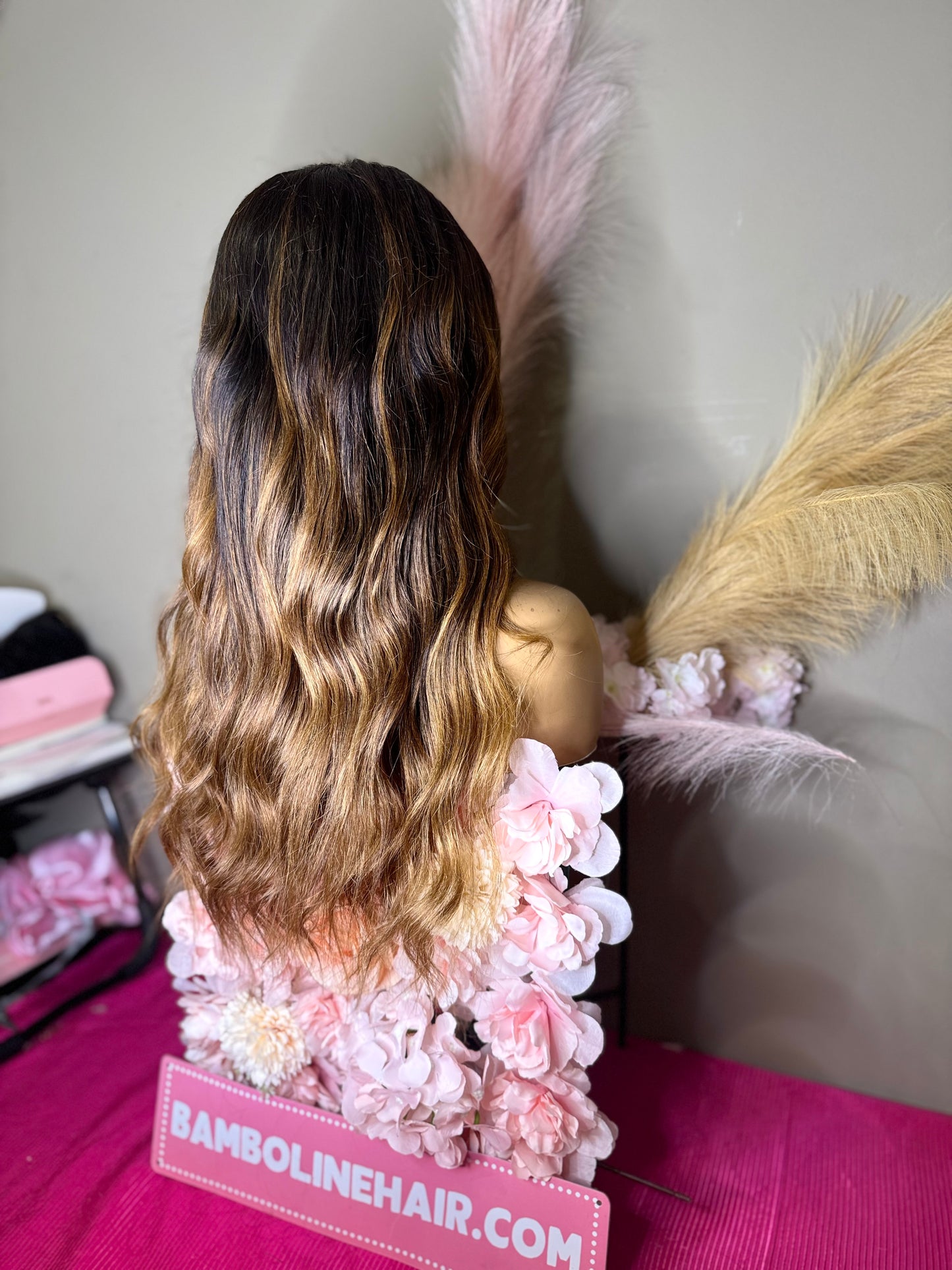 Caramel balayage wig